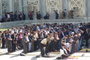Послание президента Таджикистана приравняли к молитве