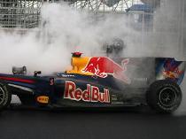 Судьбу титула в чемпионате Формулы-1 может решить запас моторов