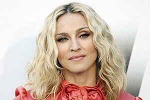 Певица Мадонна стала миллиардершей