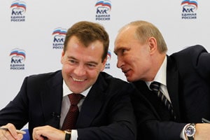 Медведев может заменить Путина на новом посту