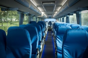 Складные сиденья в московских автобусах